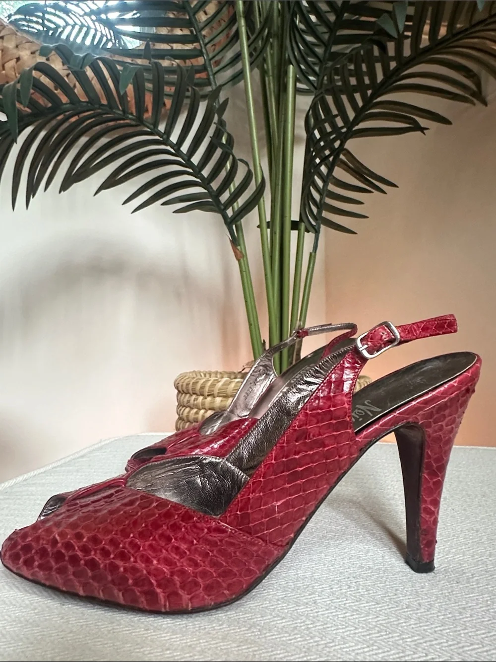 Bruno Magli vintage Red snake skin Slingback Heels